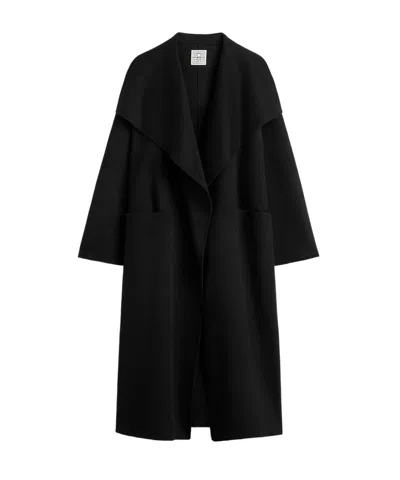 Totême Toteme Signature Wool And Cashmere Coat In Black