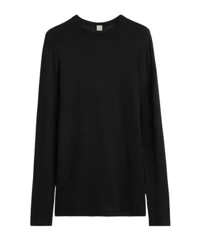 Totême Long-sleeved T-shirt In Black