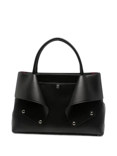 Totême Toteme Main Mercer Leather Shoulder Bag In Black