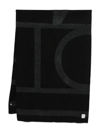 Totême Toteme Main Wool Monogram Scarf In Black
