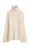 Totême Moda Operandi In Neutral
