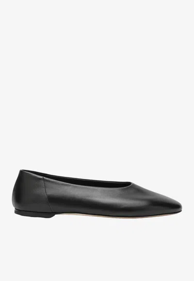 Totême Nappa Leather Ballet Flats In Black