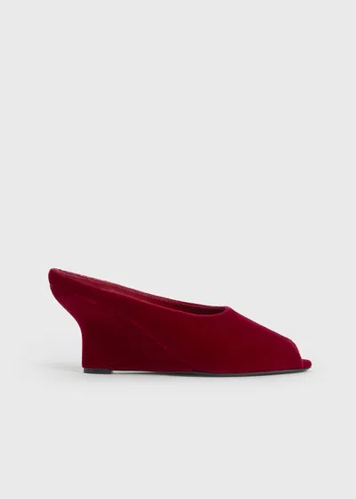 Totême Peep-toe Velvet Wedge Mules Red In Animal Print