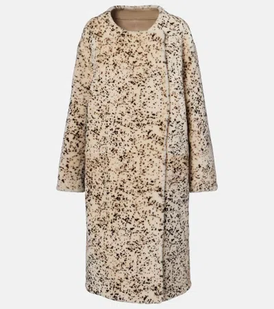 Totême Printed Shearling Coat In White