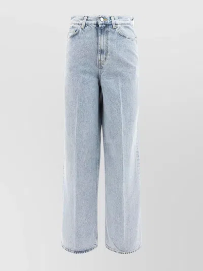 Totême Relaxed Fit Wide Leg Denim Trousers In Blue
