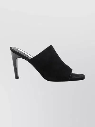 TOTÊME SCULPTED HEEL SUEDE MULES WITH TOE STRAP