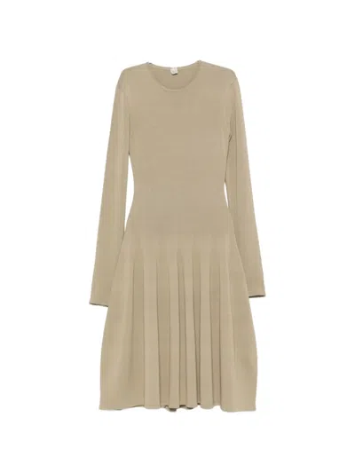 Totême Sculpted Knit Midi Dress In Gold
