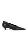 Totême Sharp Nappa Kitten Pumps In Black