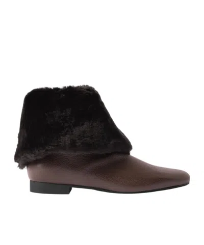 Totême Shearling Boots In Brown