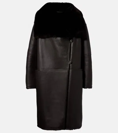 Totême Shearling-lined Leather Coat In Black