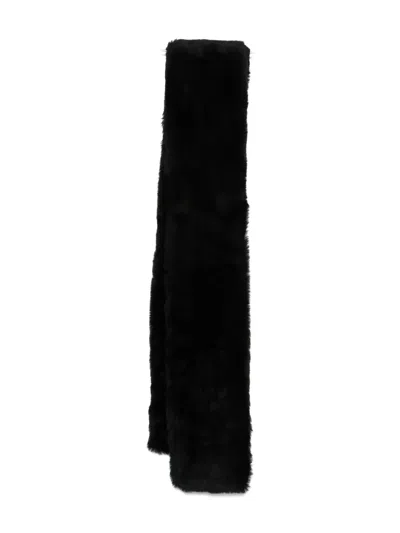 Totême Shearling Scarf In Black