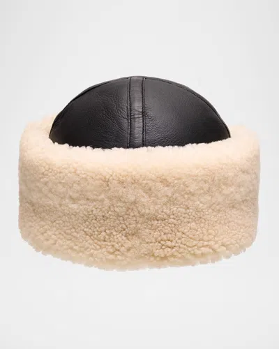 Totême Shearling Winter Hat In Black