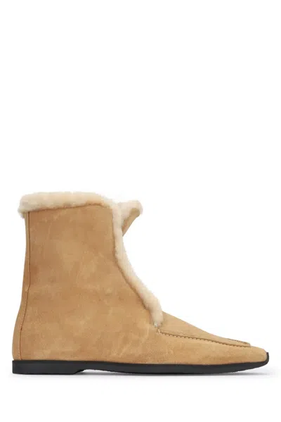 Totême Toteme Shearling-edge Winter Boots In Burgundy