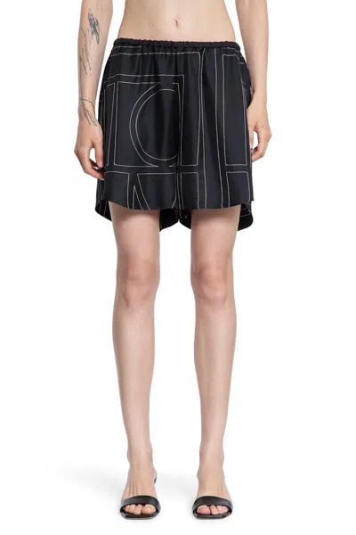 Totême Toteme Shorts In Black