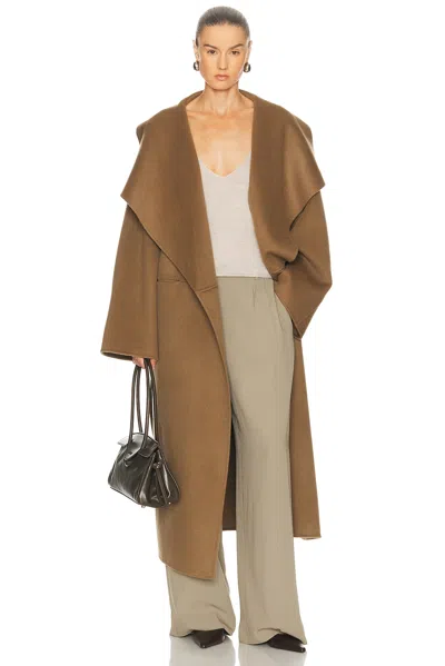 Totême Signature Doubl? Coat In Brown