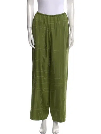 Pre-owned Totême Silk Printed Pajamas In Green