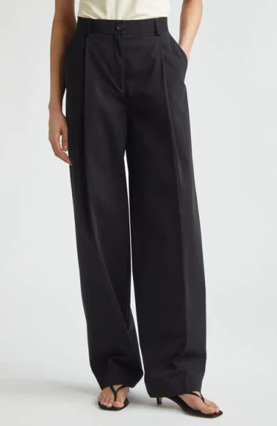 Totême Toteme Single Pleat Organic Cotton Trousers In Black