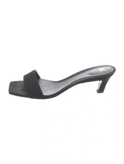 Pre-owned Totême Slides In Black