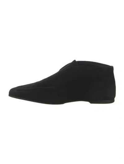 Pre-owned Totême Suede Boots In Black