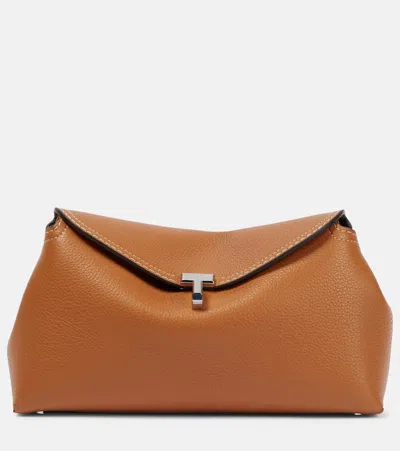 TOTÊME T-LOCK LEATHER CLUTCH