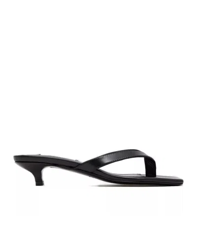 Totême Minimalist Black Leather Thong Sandals With Square Toe And Low Heel In Multi
