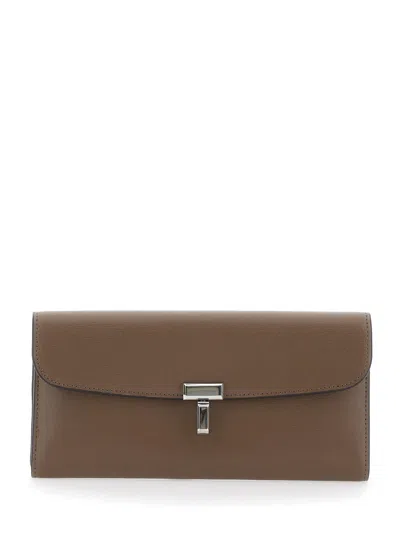 Totême Toteme T-lock Leather Wallet In Beige