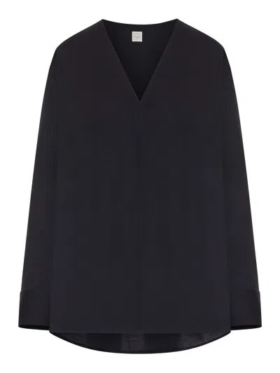 Totême V-neck Cotton Poplin Blouse In Blue