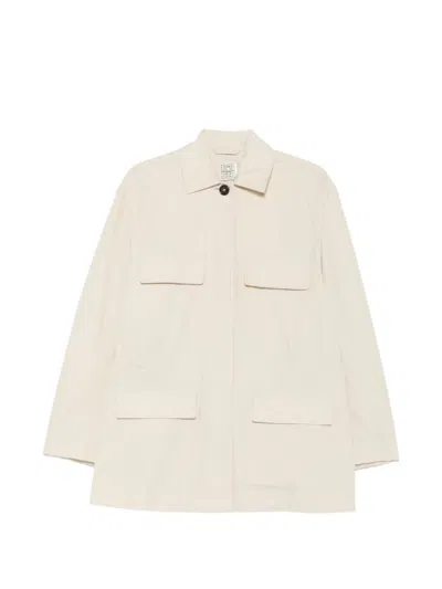 Totême White Shirt Collar Trench Coat