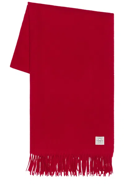 Totême Wide Cashmere Scarf In Red