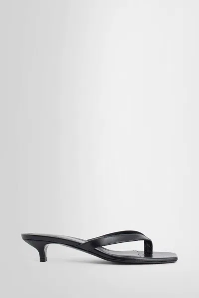 TOTÊME WOMAN BLACK SANDALS & SLIDES
