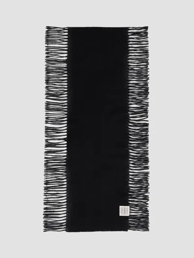 Totême Women's Cashmere Tassel Scarf In Black