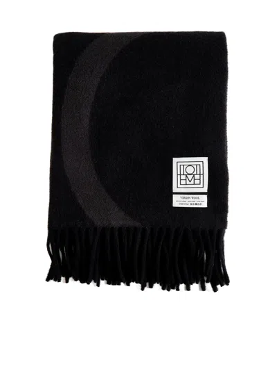 Totême Toteme Women Grey Jacquard Wool Monogram Scarf