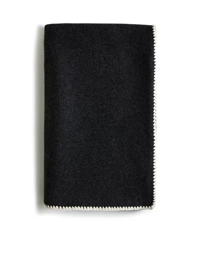 Totême Toteme Women Wool And Cashmere Scarf