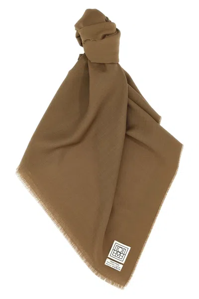 Totême Wool Scarf In Burgundy