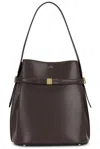 Totême Belted Leather Bucket Bag In Bark