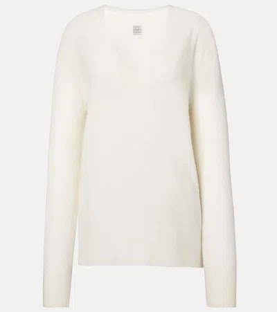 Totême Cashmere Sweater In White