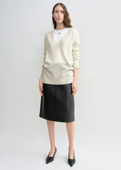 Totême Cashmere V-neck Knit Ecru In Neutral