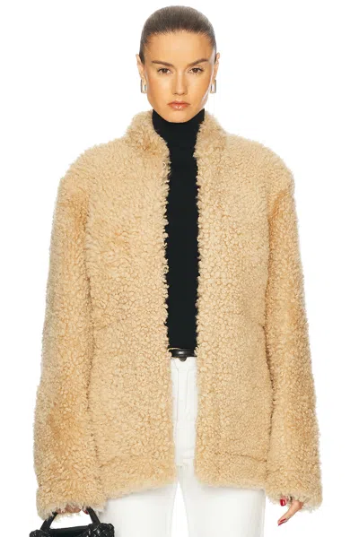 TOTÊME CINCHED SHEARLING JACKET