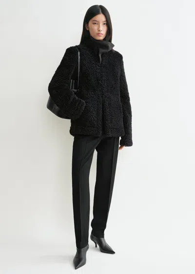 Totême Cinched Shearling Jacket Navy In Black