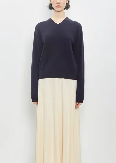 Totême Classic V-neck Knit In Navy