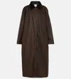 Totême Country Waxed Cotton Long Coat In Braun