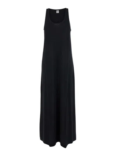 TOTÊME LONG BLACK DRESS WITH SCOOP NECK