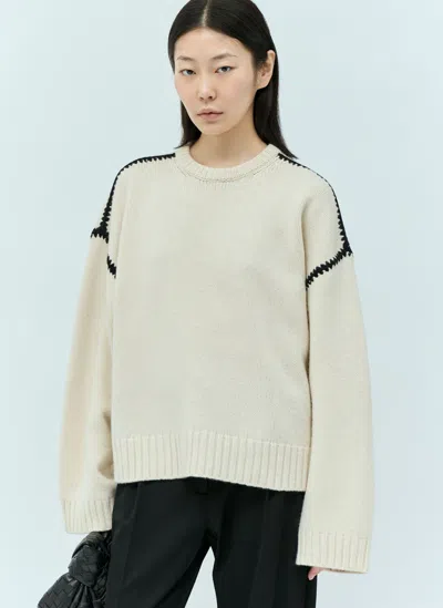 Totême Embroidered Wool Cashmere Knit Sweater In Snow