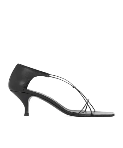 Totême The Knot Leather Sandals In Black