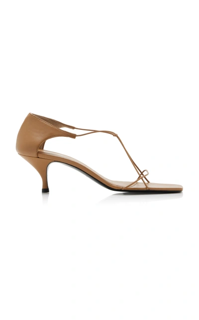 Totême Knotted Leather Sandals In Tan