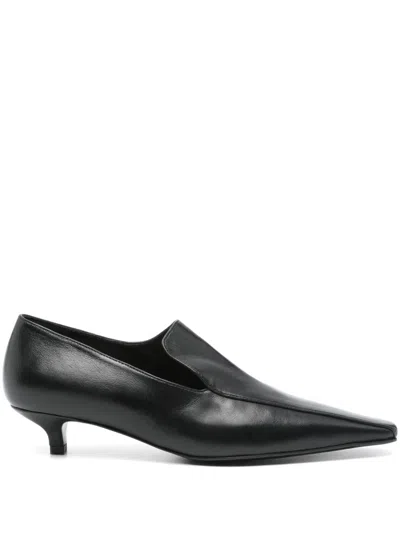 Totême Leather Loafers In Schwarz