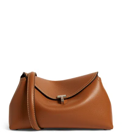 Totême Leather T-lock Clutch Bag In Brown