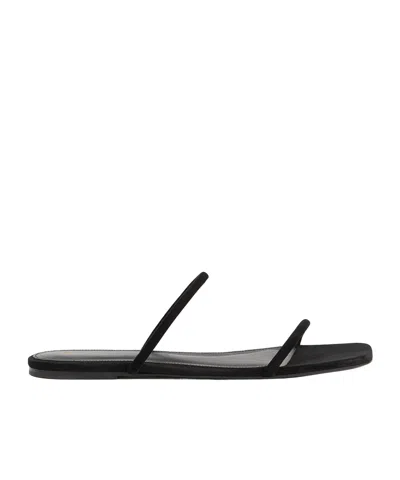 Totême Toteme 'the City' Slides In Black