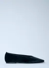 Totême Toteme Minimalist Velvet Ballerinas Shoes In Black