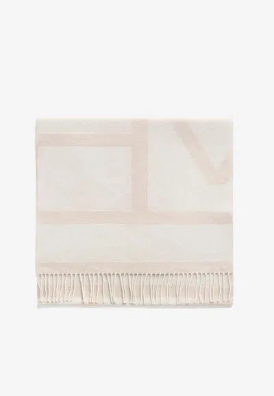Totême Monogram Jacquard Wool Scarf In Cream